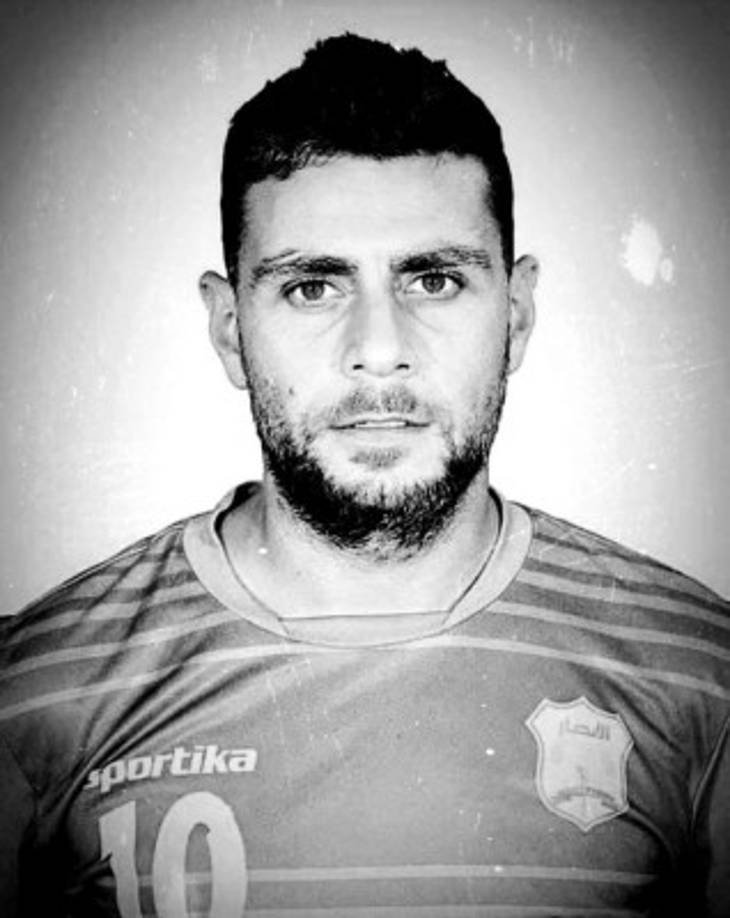 Tras un mes ingresado en el hospital, el jugador murió:“Con dolor y angustia, la dirección de Al Ansar llora por la pérdida de uno de sus hijos, el jugador Mohamed Atwi”, ha señalado en un comunicado el club de la primera división libanesa en el que militaba.