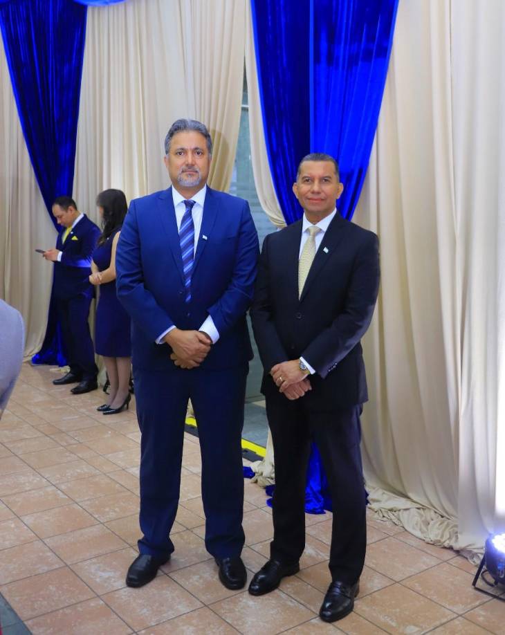 Mario Rosales y David Bustamante