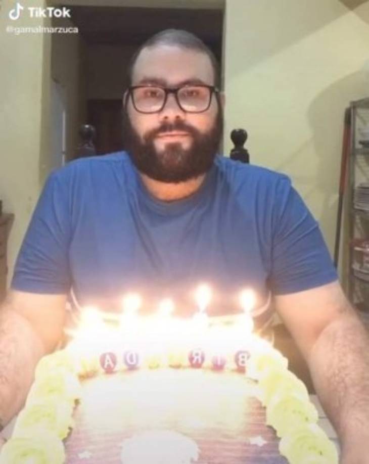 El tiktoker presumía sus fiestas en la red social de video.