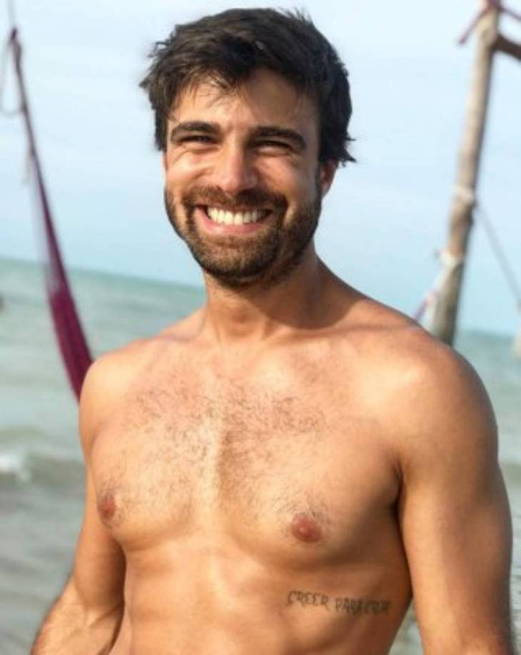 Los rumores de un presunto romance entre la actriz mexicana y el actor argentino estallaron a finales de octubre.<br/>