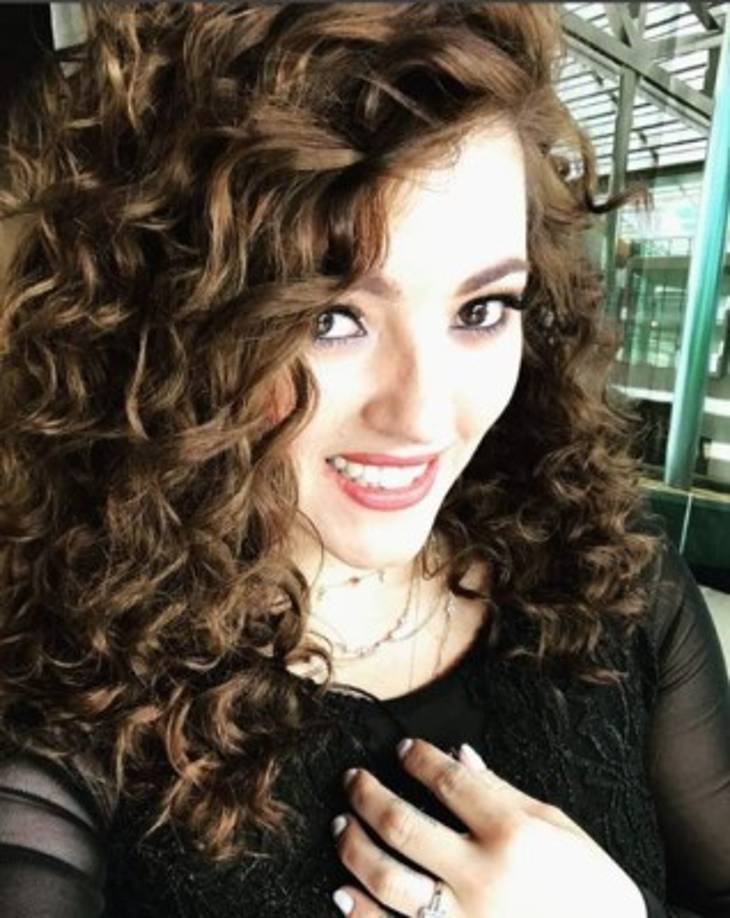 Con esta imagen que compartió en Instagram, Debbie apoyó a la selección de Honduras que se enfrenta mañana a Australia: '¡A gaaaaanaaaaaar Honduraaaaaas! #Venezuela y #Colombia también nos apoyan'.