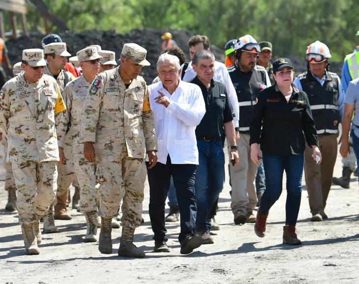 México lucha contrarreloj para rescatar a diez mineros atrapados tras derrumbe