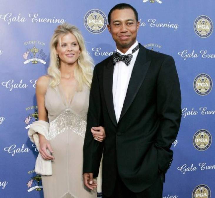 Tiger Woods y Elin Nordegren <br/>Acuerdo de divorcio: $300 millones de dólares<br/><br/>El golfista pago caro sus infidelidades, la modelo sueca pidió el divorcio al enterarse de las andanzas de su marido, llevándose una millonada después de solo seis años de matrimonio y dos hijos en común.<br/>