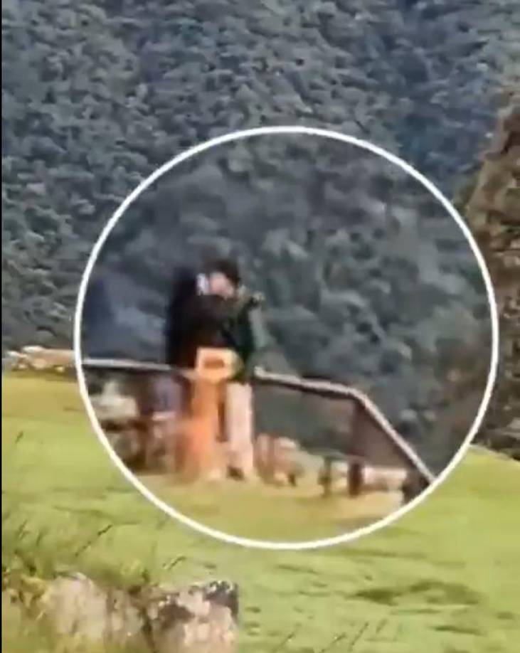 El viaje a Machu Picchu no solo mostró el lado romántico de la pareja, sino también su conexión con la naturaleza. 