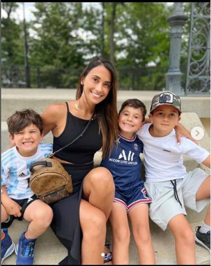 La imagen de los pequeños Thiago, Mateo y Ciro tuvo más de 2 millones de reacciones en Intagram, además de los múltiples halagos.