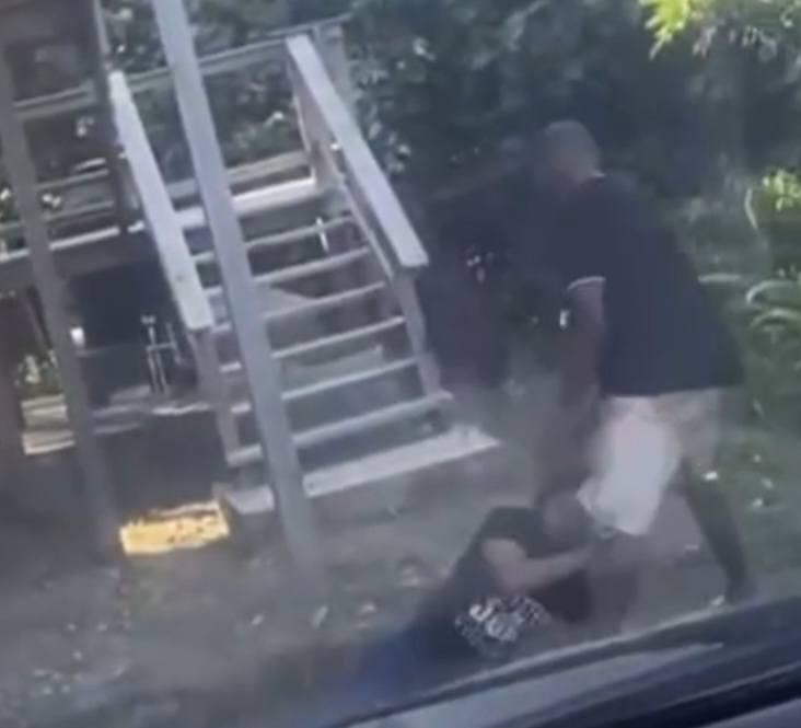 La culpa es mía, él andaba bolo: mujer clama que liberen a su pareja tras brutal golpiza