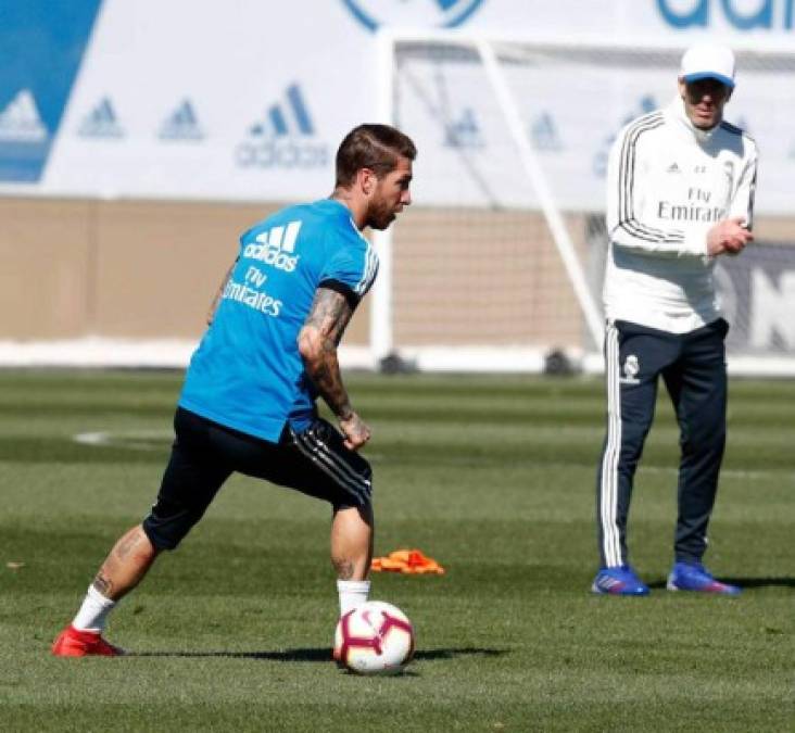 Sergio Ramos ha sido uno de los más cuestionados por su rendimiento en la presente temporada y Zidane durante el entrenamiento le mostró su apoyo e inclusive le aplaudió en varias ocasiones.