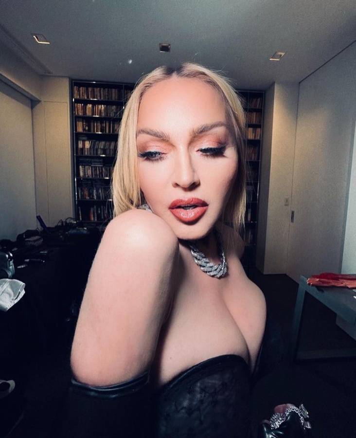 Madonna cumple 65 años recuperándose para su gira mundial y sin ganas de parar