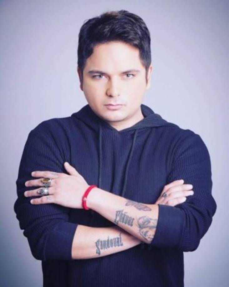 'De por sí no lo eres porque estás viviendo en foros de televisión las 24 horas del día y luego sales y quieres hacer algo común y corriente y no puedes entonces ahí es donde te empieza a hartar un poco', expresó Fabián.