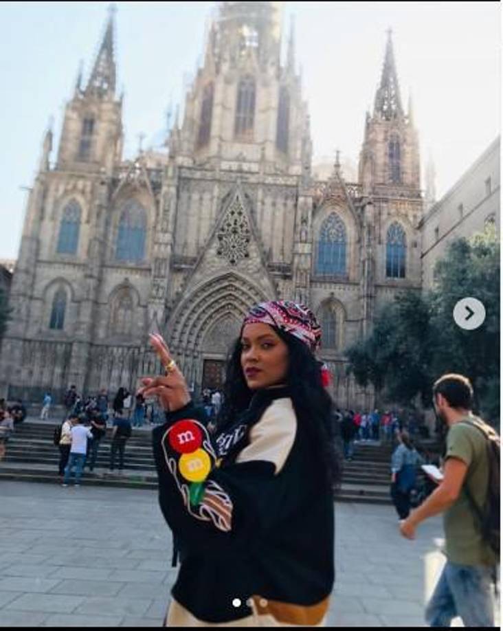 “Son gemelas separadas al nacer” o “Me la encuentro en la calle y juro que le pido un autógrafo”, son algunos de los comentarios que le hicieron a Rihanna.