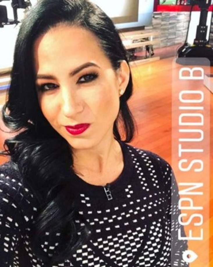 En el año 2004, esta chica compitió en Univisión por el título de Miss República Deportiva, donde definitivamente sobresalió con su belleza y talento.