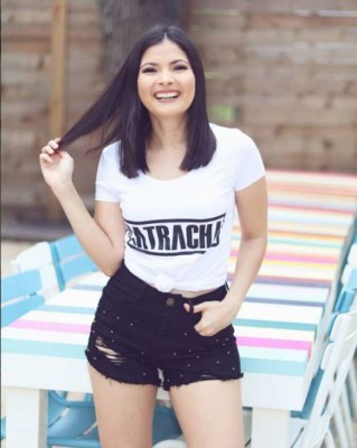 Por medio de su Instagram, la bella hondureña que tiene más de 81 mil seguidores, recibe comentarios y halagos desde Venezuela, Argentina, Chile, y porsupuesto de Honduras.