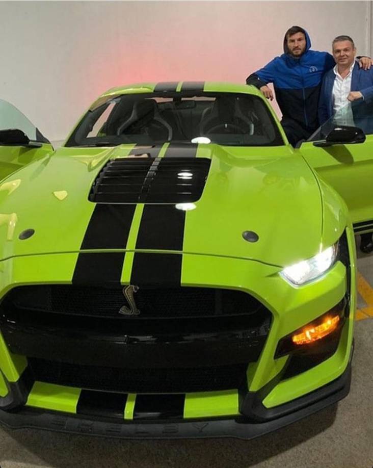 Una de las mayores posesiones de André-Pierre Gignac es un Ford Mustang valorado en 110 mil dólares.