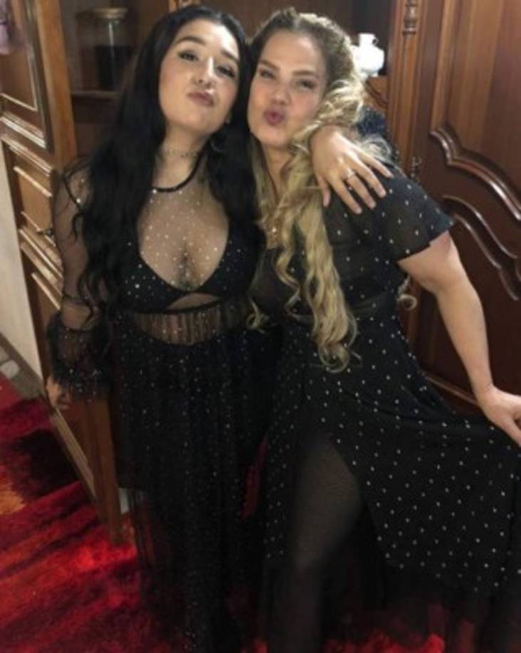 Romina aumentó su busto de 34-A a 34-C.