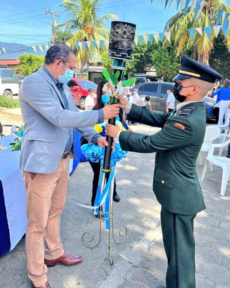 Mientras que el viernes 8 de septiembre, autoridades educativas recibirán la Antorcha Centroamericana de La Paz en Ceibita, Santa Bárbara.