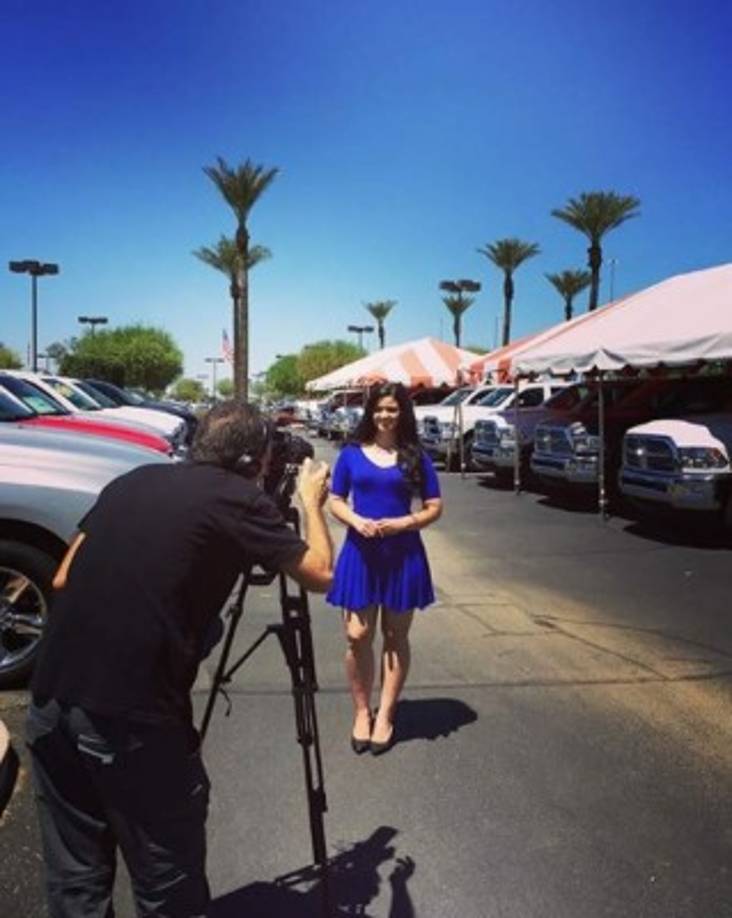 “La belleza hoy día es importante dentro del show porque se llama Nuestra Belleza Latina pero no es lo más importante”, asegura Ruiz. “Lo primero que vamos a estar viendo es a una mujer, una mujer completa que es reina sin ponerse una corona, a una mujer que se ame a si misma”, agregó.