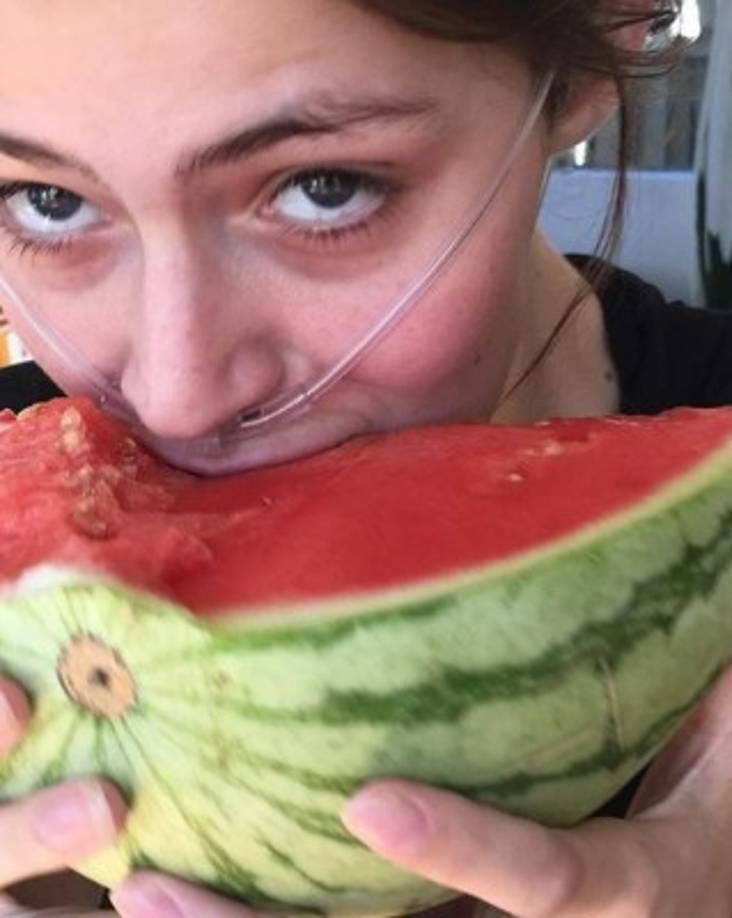 Wineland fue sometida con éxito a una operación para curar su fibrosis, pero tiempo después sufrió un derrame cerebral que la dejó en estado vegetal.