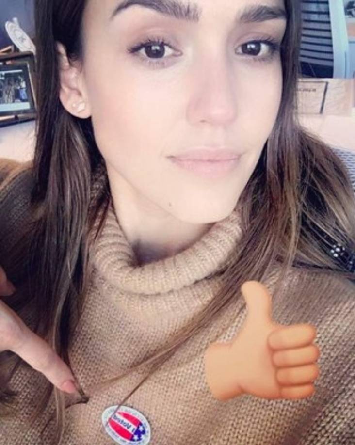 'Tu voz importa', posteó Jessica Alba.