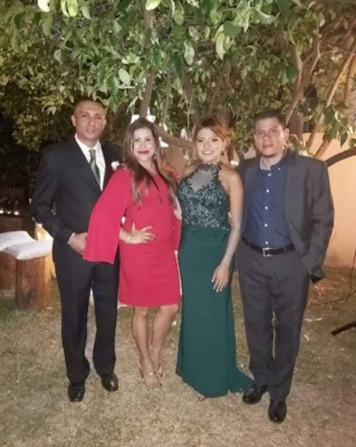 'Gracias a Dios por permitirnos llegar hasta aquí y a nuestra familia por acompañarnos.' agregó la presentadora de TSI.