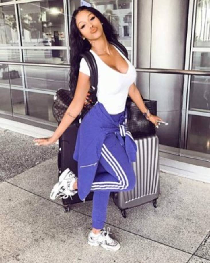 fanny.neguesha, esa es la cuenta de Instagram de la chica.<br/>