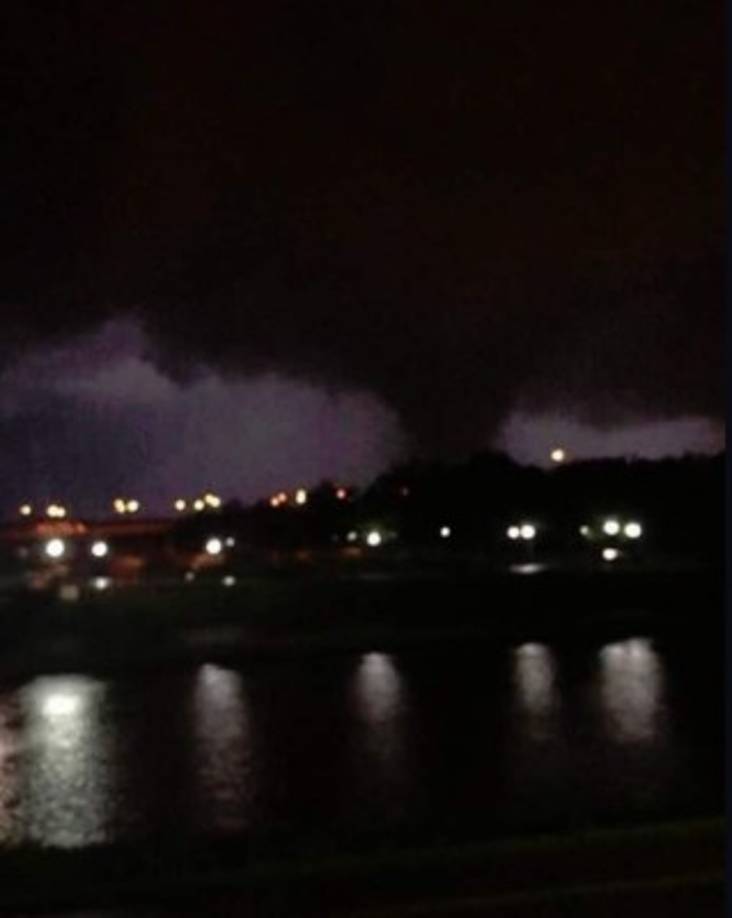 Una serie de tormentas han afectado los estados del medio oeste de EEUU en las últimas dos semanas provocando más de 50 tornados.