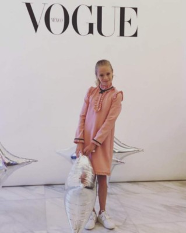 Loreto está creciendo a pasos agigantados, y en sus redes sociales comparte fotos de su diario vivir.