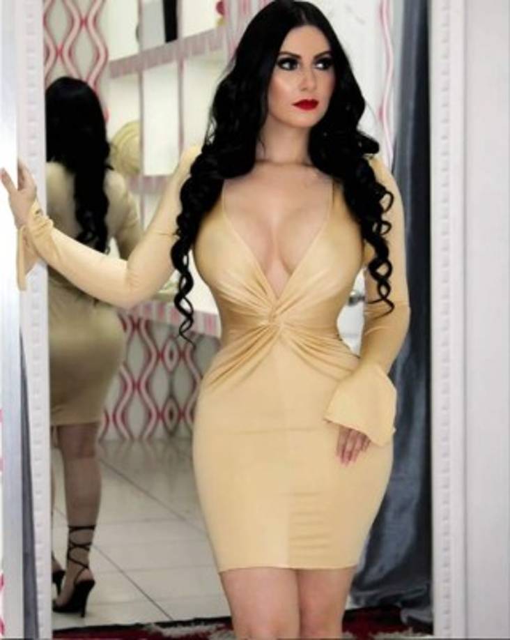 Ariana Herchi - La famosa hondureña es gran aficionada del Marathón. Incluso, trabajó un tiempo en el club sampedrano.