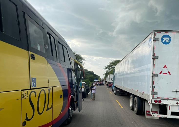 Suspenden bloqueo de vía que une Honduras con Nicaragua