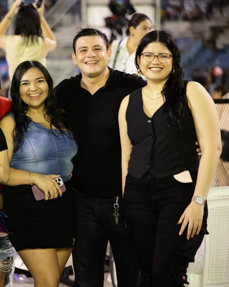 Ana Quiroz, Obed Szabo y Katherine Villatoro