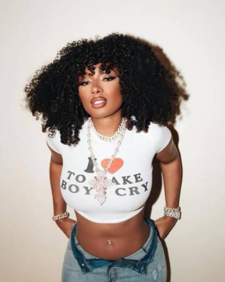 Se trata ni más ni menos que de la popular rapera estadounidense Megan Thee Stallion.