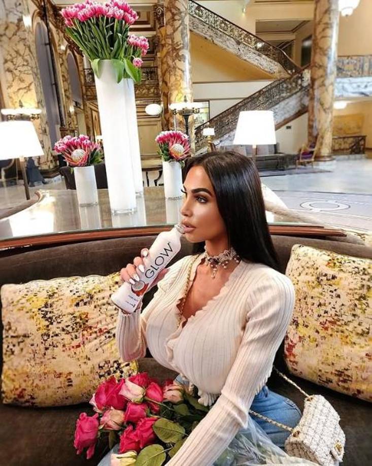 Según se cree, a complicaciones derivadas de una operación de cirugía plástica que salió mal.