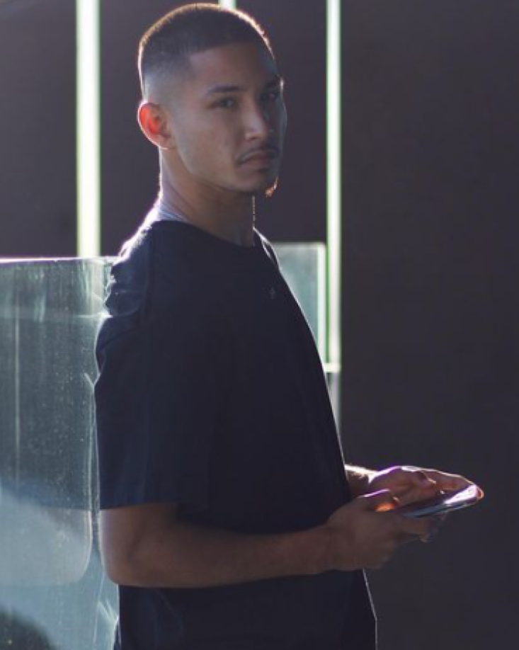 Pero eso no le alcanzó para superar a Faiq Bolkiah como el futbolista más rico del mundo, un joven jugador de 24 años que pasó por las academias del Arsenal, Chelsea y Leicester, sin tener mucha suerte.