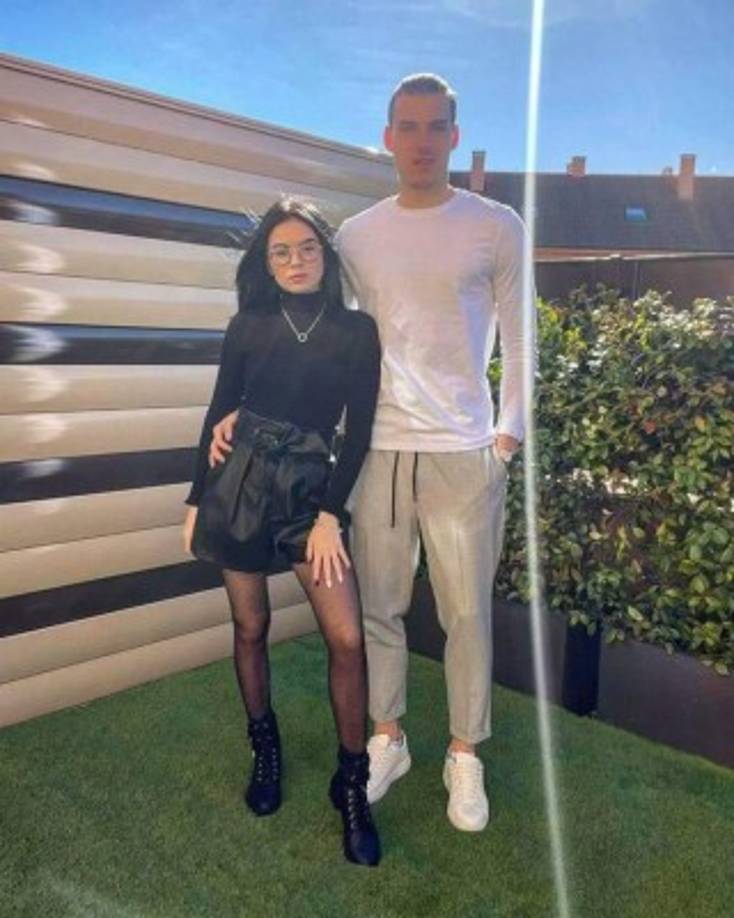 Anastasia no sólo utiliza Instagram, pues también es activa en Tik Tok subiendo vídeos divertidos y también sensuales, otros con Lunin.