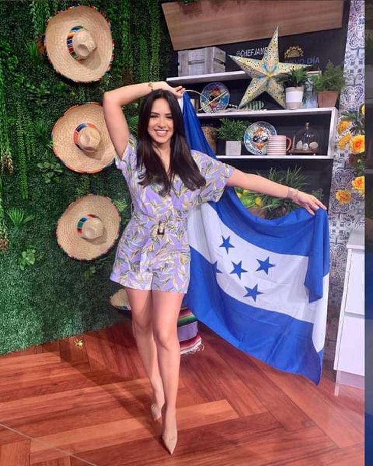 Y aunque su pasión son los deportes, Ana Jurka también ha demostrado su capacidad y talento en coberturas de noticias de espectáculos. 