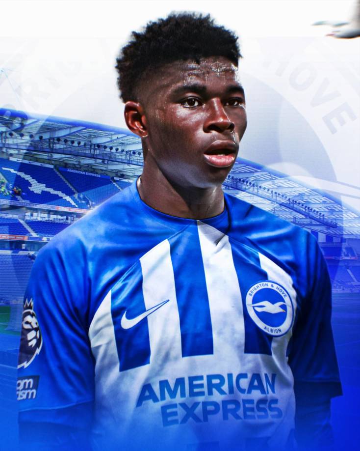 Informa Fabrizio Romano que el Brighton ha llegado a un acuerdo verbal con el Lille por 27 millones de tarifa fija más 3 millones de complementos y cláusula de venta incluida por Carlos Baleba.