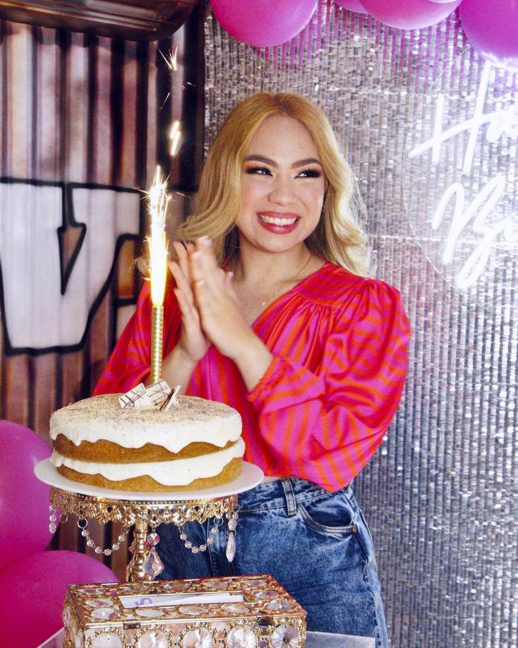 “El sonido era muy fuerte, todo el mundo se levantó y antes de que se viniera abajo mi esposa y yo salimos corriendo”, dijo Stevan Cujia Jiménez.