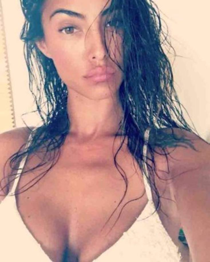 Maeva Denant es la chica del jugador francés y tiene 22 años menos que el jugador.