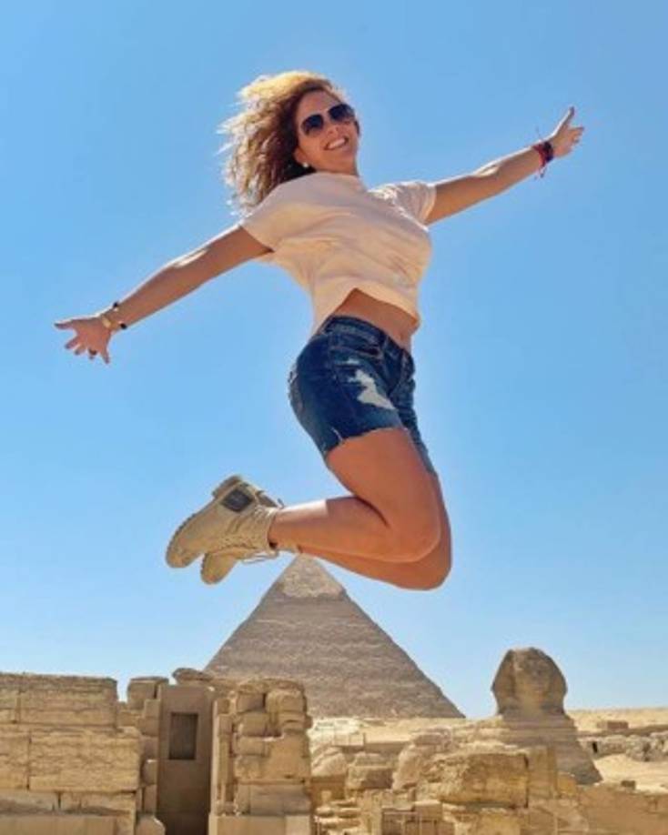 “He visto algunas escenas que me agobian un poco y a mí me gustaría siempre conservar un poco más mi línea, respeto muchísimo el trabajo que hacen todos, pero por mi línea, por lo que yo he hecho, me gustaría hacer algo más conservador”, explicó la protagonista de ‘Chispita’ y ‘Alborada’