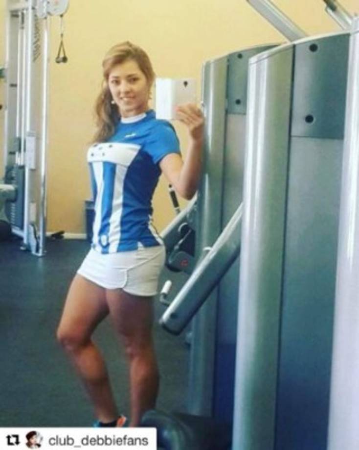 La presentadora en GO TV, Debbie Bertrand.
