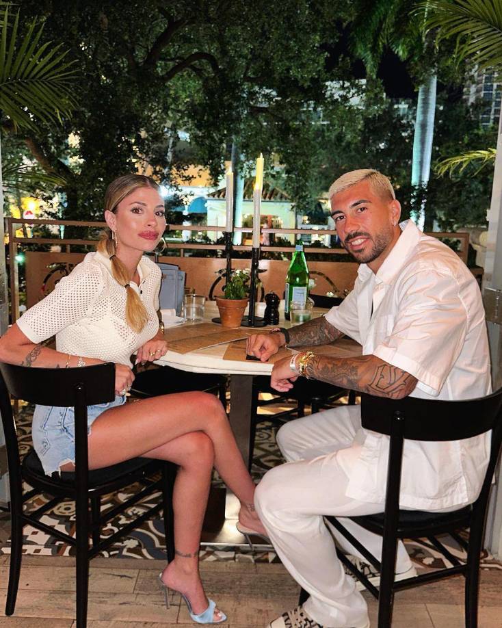 Pasó poco tiempo para que Nasti encontrara un nuevo amor y fue nada menos que otro futbolista, Mattia Zaccagni, también italiano.