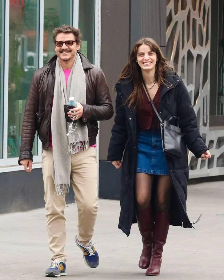 Lucas actualmente es la actriz trans Lux Pascal, por tal razón Pedro Pascal se ha convertido en un abanderado de la causa LGTB+.