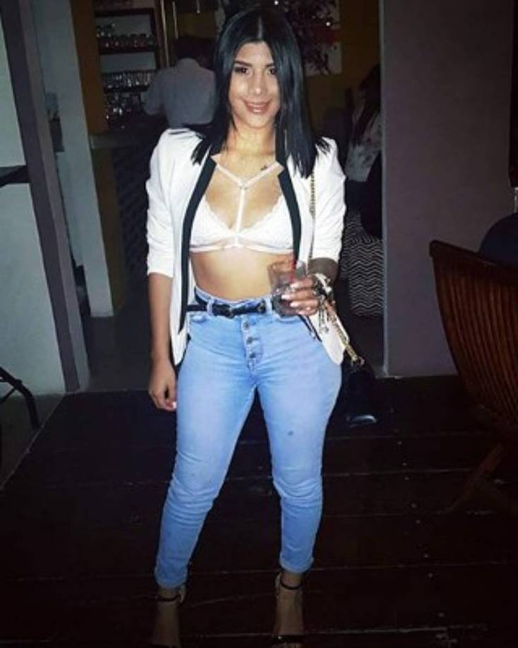 Un caso conocido en Honduras es el de la joven Katerin Galo, quien tuvo una relación extramarital con el fallecido futbolista hondureño Arnold Peralta. 'Tuve una relación con él, estuve con él, y no fue ni uno ni dos, ni cuatro meses. Yo estaba con él cuándo vivía aquí en Tegucigalpa', confesó en una entrevista brindada a RadioHouse en agosto de 2016.