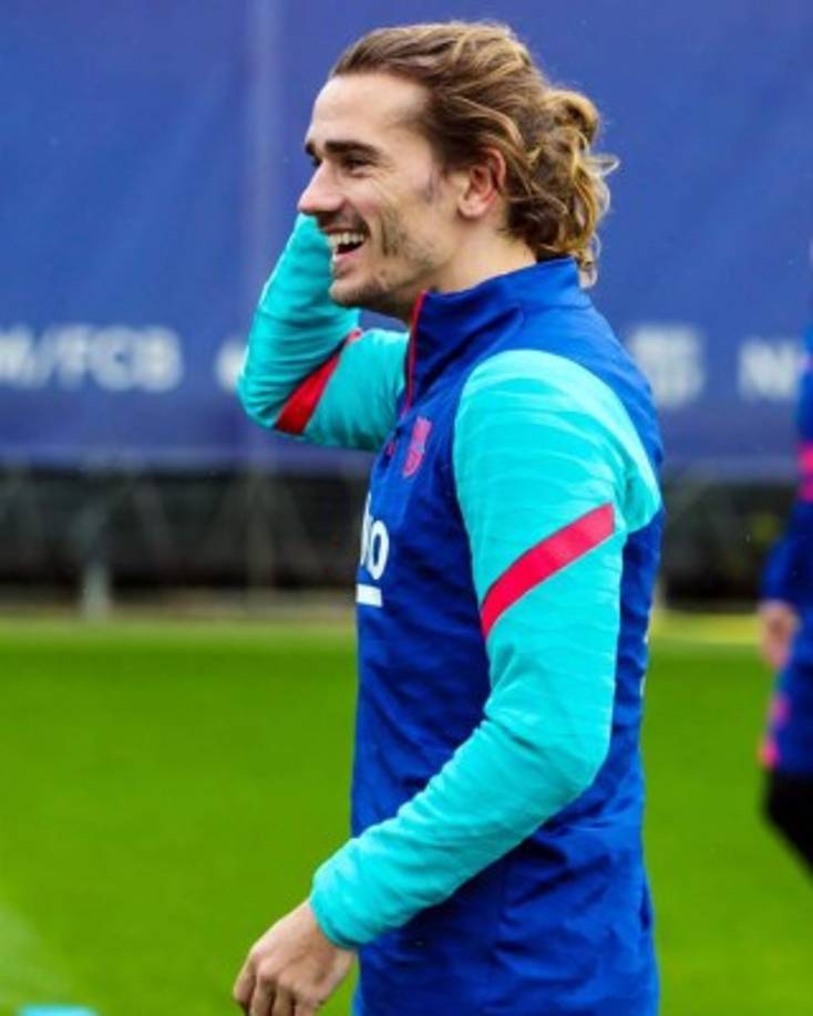 Antoine Griezmann: La prensa española informa que el delantero francés es uno de los cuatro jugadores que venderá Barcelona para la próxima campaña. Foto Facebook Barcelona-.