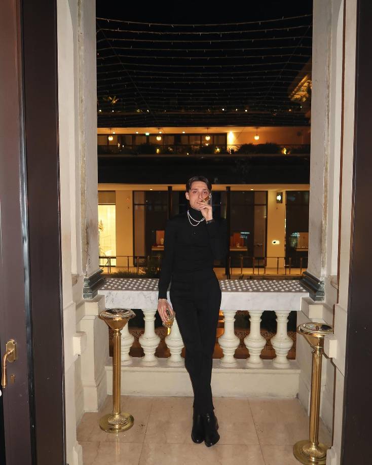 Junto a Peso Pluma, la cantante de ‘Tortured Poets Department’, Taylor Swift, y Drake «se enfrentan una vez más para competir por la mayor cantidad de premios BBMA de todos los tiempos. Los dos empataron el año pasado con un total de 39 premios en su carrera», añadió la organización. EFE