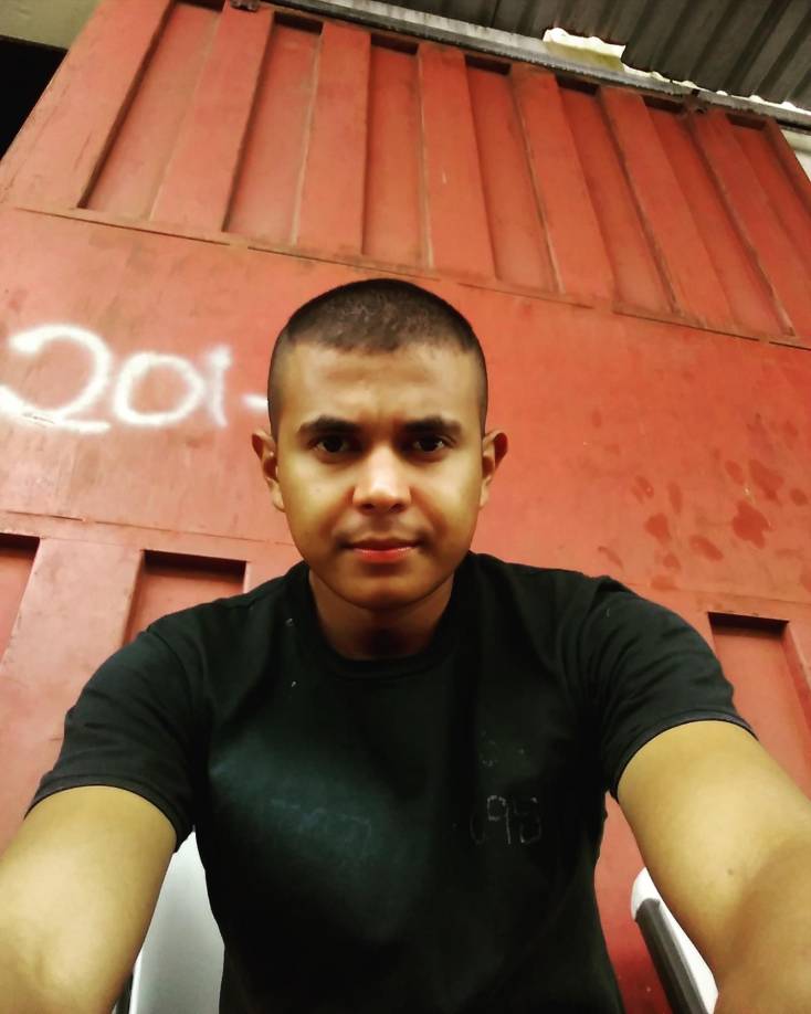 ”Te ves más flaco”, le escribió un amigo. “El trabajo en la academia”, le respondió José, quien mostraba disciplina en sus posteos.