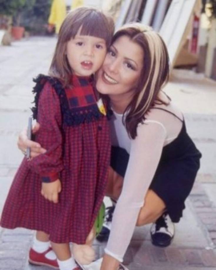 La hija del músico Enrique Guzmán aseguró que está luchando por aceptar su culpa y su responsabilidad en el pleito que ha vivido con Frida Sofía desde hace más de un año, y que espera demostrarle con su ejemplo que las cosas pueden cambiar.