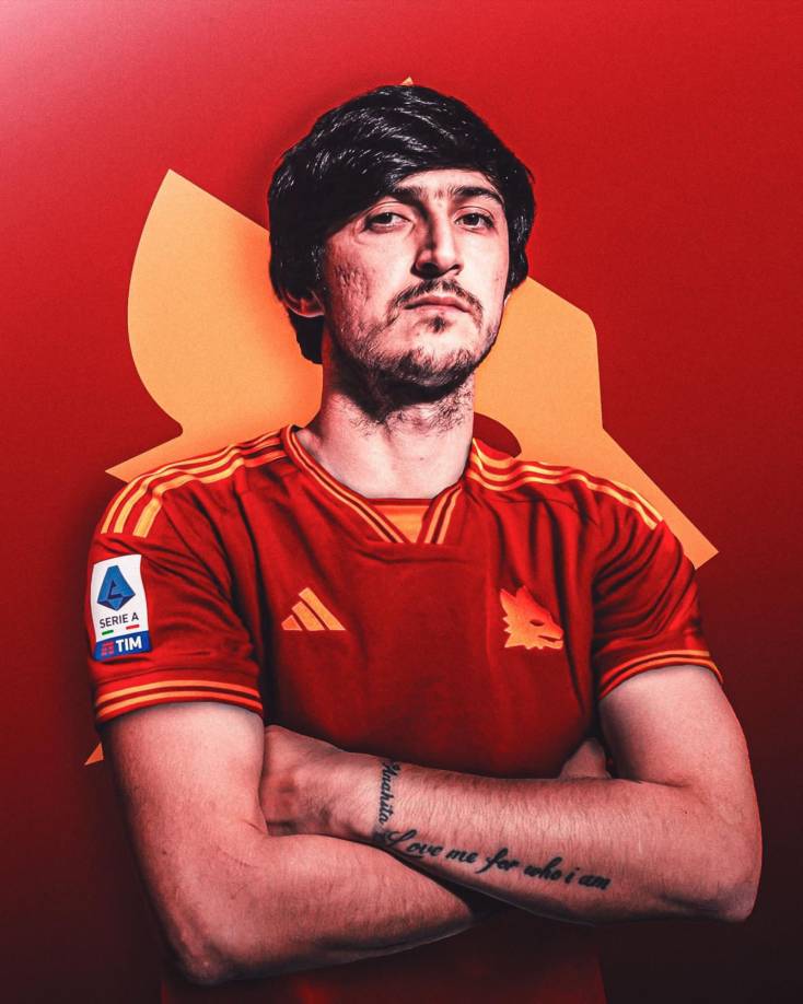 Informa Fabrizio Romano que la Roma llegó a un acuerdo de cesión por el delantero israeli Azmoun. El equipo italiano tendrá una cláusula de opción de compra de 12 millones no obligatoria.