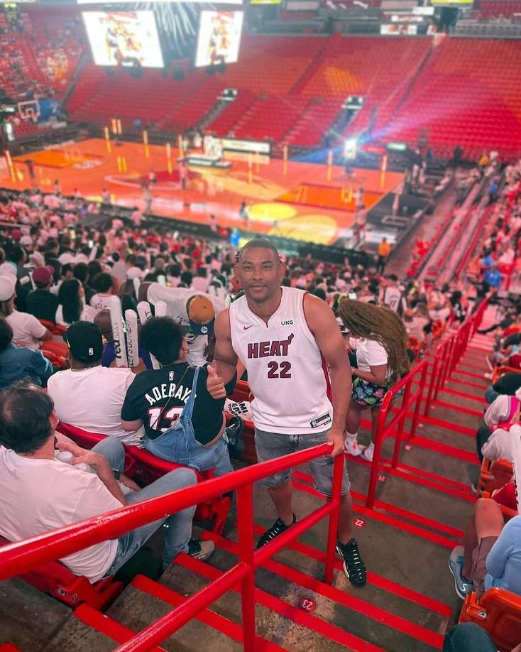 José Mendoza - El portero del Olimpia aprovechó los días de descanso y a inicios del mes estuvo presente en uno de los juegos de las Finales de la NBA en el estadio del Miami Heat.