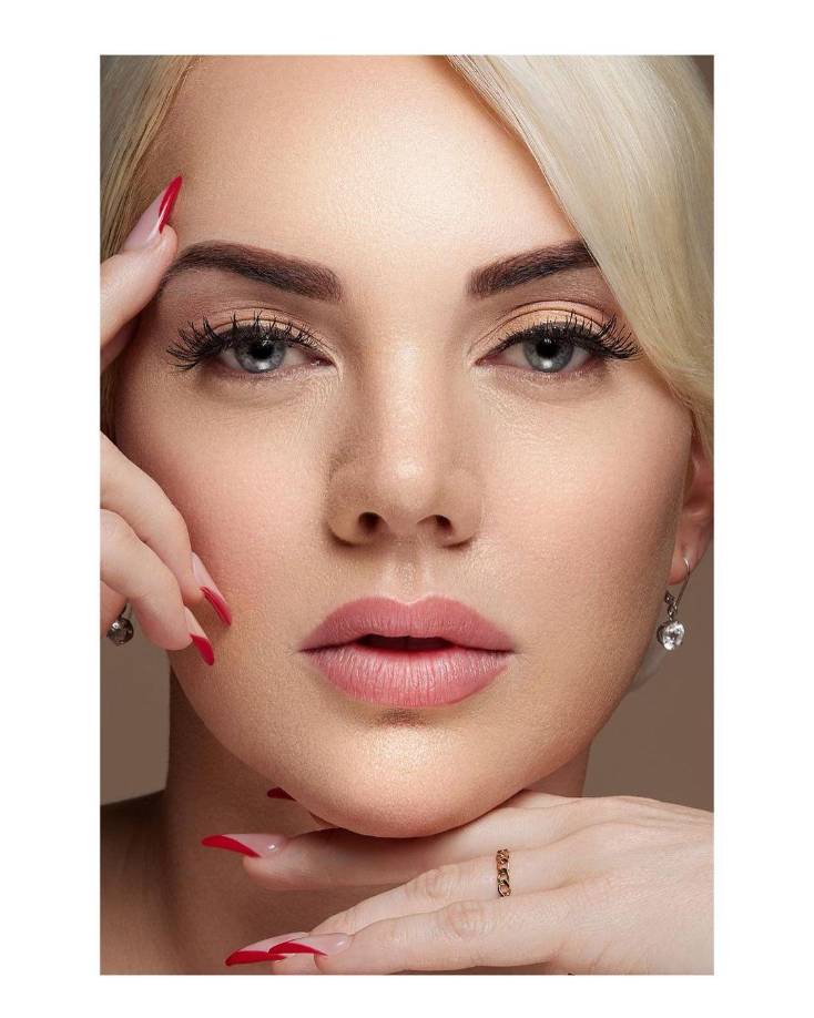 ”Hola, amigos. <b>Esta es la razón por la que he estado tan callado los últimos 5 meses. </b>No he hecho una publicación sobre la rara infección contra la que estaba luchando porque quería centrarme exclusivamente en sobrevivir...”, explicó.