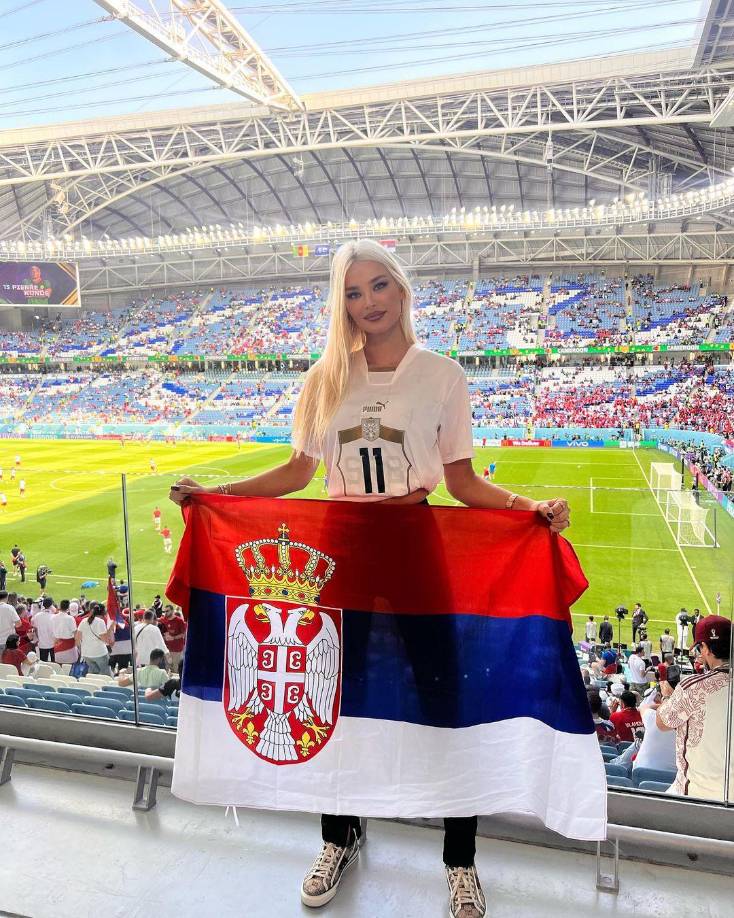 Sofija Milosevic es la pareja de Luka Jovic y el periodista <b>Richard Wilson señaló que supuestamente ella tuvo una aventura con Nemanja Gudelj .</b>